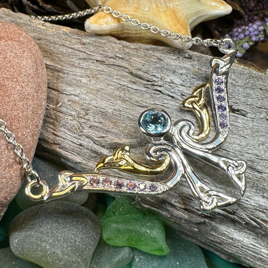 Kenndra Trinity Knot Necklace