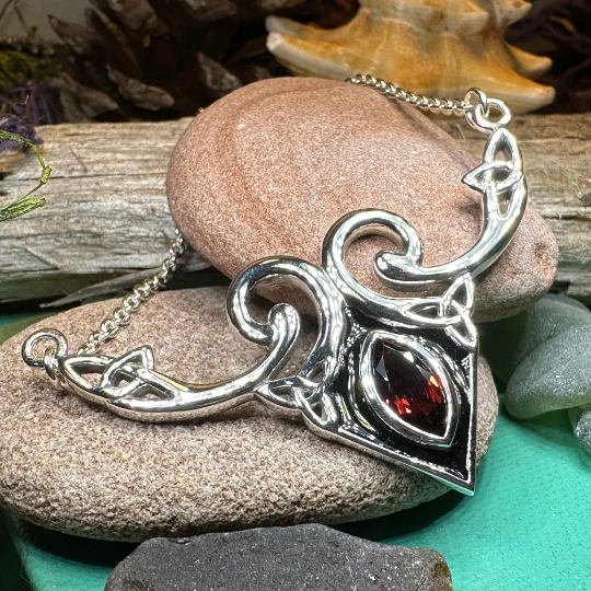 Meegan Trinity Knot Necklace