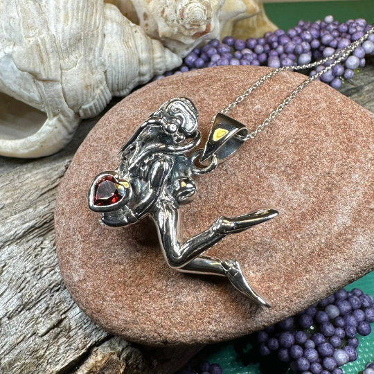 Ocean Diver Necklace