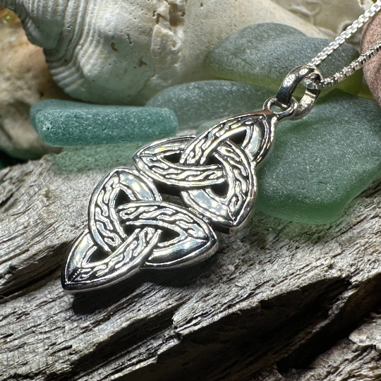 Ethne Trinity Knot Necklace