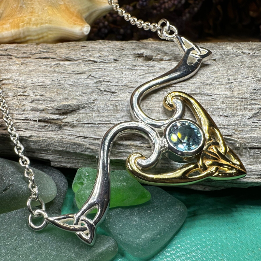 Koribella Trinity Knot Necklace