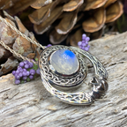 Morna Claddagh Necklace