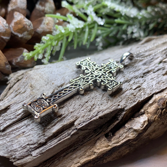 Scottish Skinnet Cross Necklace
