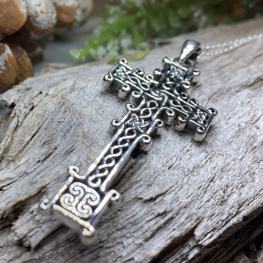 Scottish Skinnet Cross Necklace