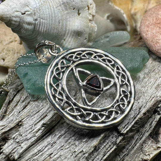 Nyx Trinity Knot Necklace