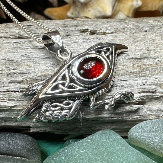 Nightdreamer Raven Necklace