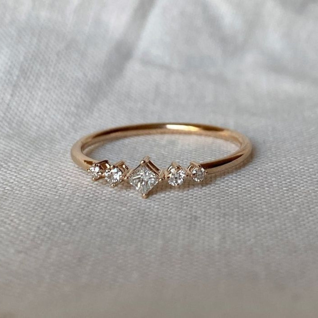 Exquisite Fine Zirconia Ring