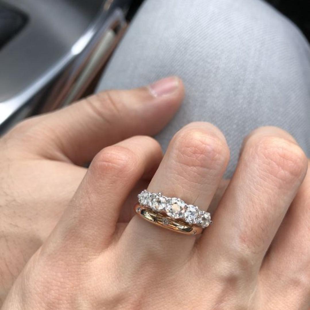 Bright Exquisite Gold Ring