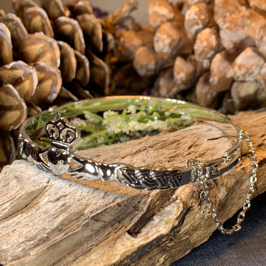 Claddagh Irish Bracelet