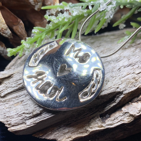 Gaelic "My Love" Necklace