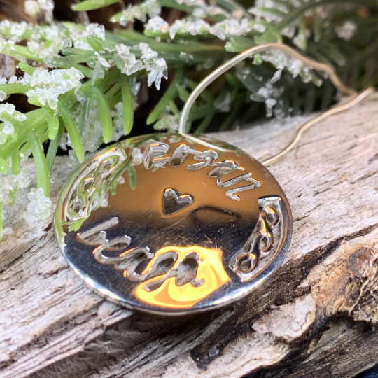 Gaelic "Little Kisses" Necklace