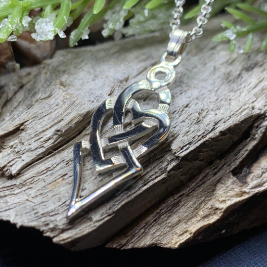 Fior Celtic Love Knot Necklace