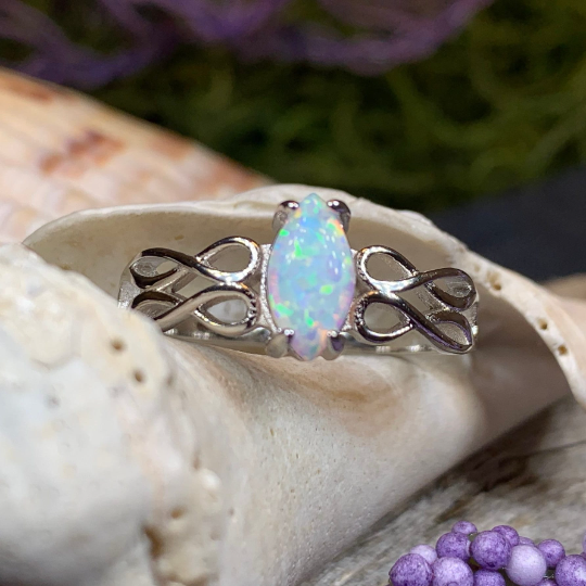 Scottish Lochmist Celtic Ring