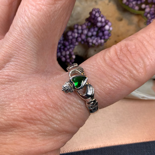 Claddagh Trinity Knot Ring