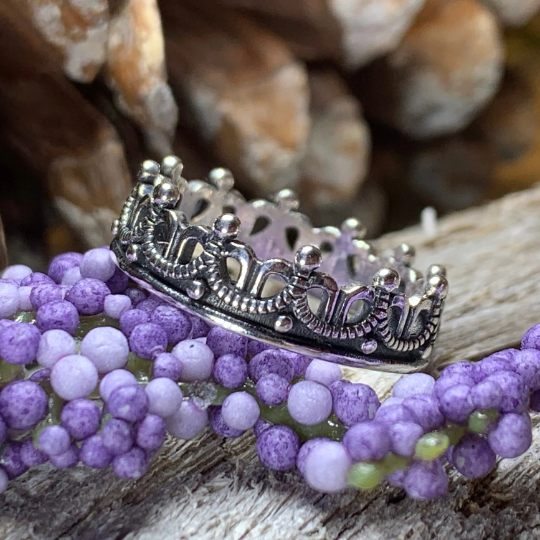 Elizabeth Crown Ring