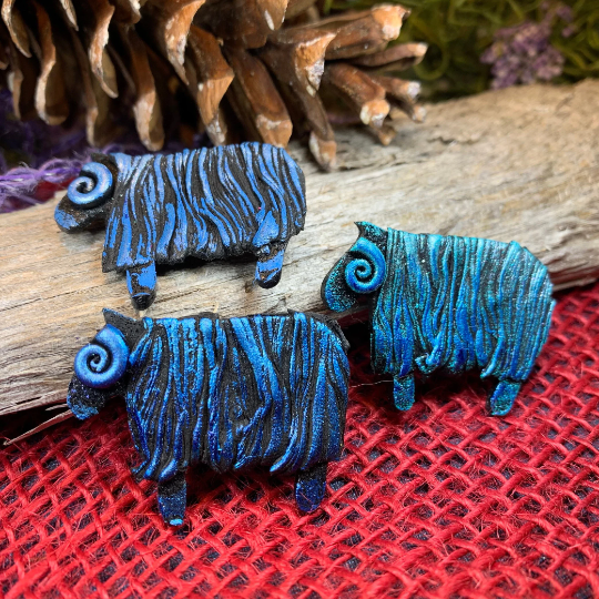 Lovable Sheep Brooch