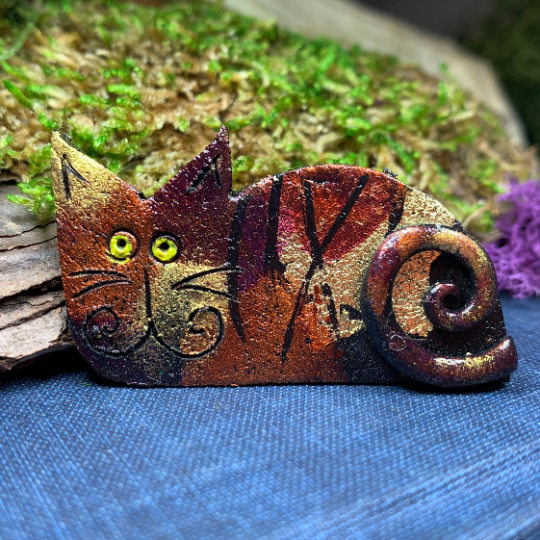 Quirky Cat Brooch