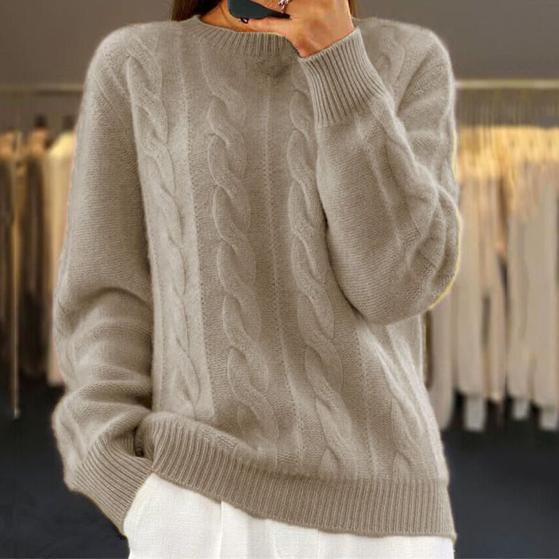 Jasmine - Warm knitted sweater