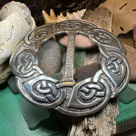 Lorna Celtic Knot Scarf Ring