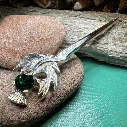 Aura Celtic Thistle Kilt Pin