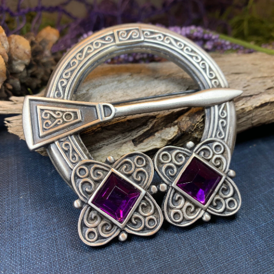 Bissette Celtic Knot Brooch