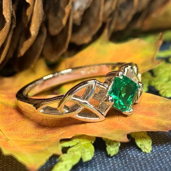 Sylvia Trinity Knot Ring