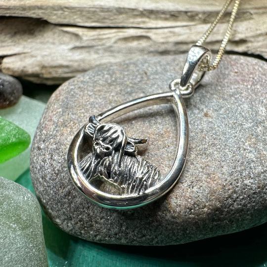 Little Hamish Highland Cow Necklace