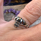 Clara Claddagh Ring