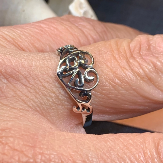 Celtic Knot Heart Ring