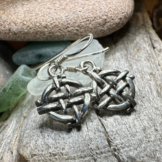 Shield Knot Earrings