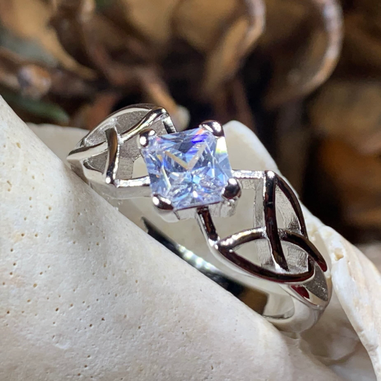 Sylvia Trinity Knot Ring